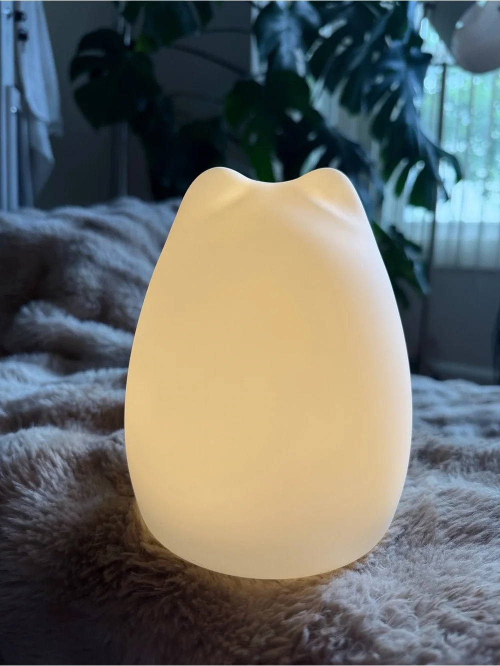 Squishy Cat Night Light Whimsy Tap Control Rechargeable Noodoll